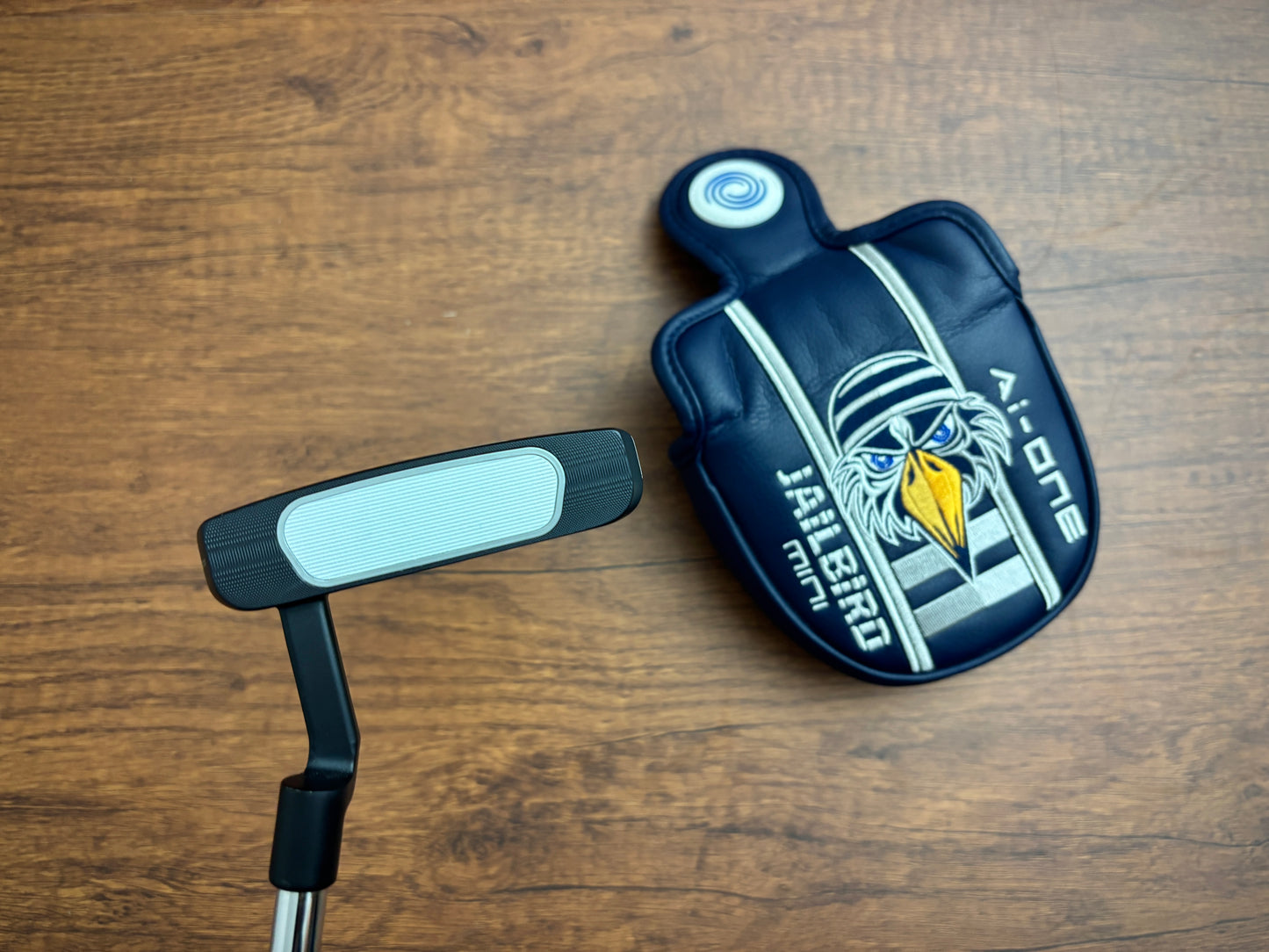 *MINT* Odyssey Ai-ONE Jailbird Mini Putter 35” + headcover