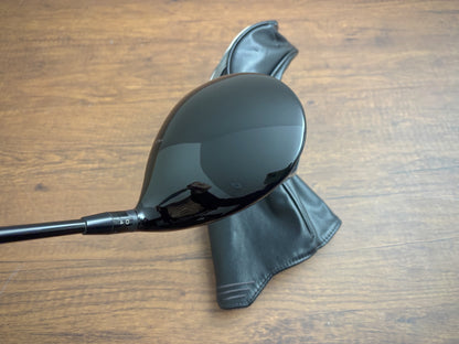 Titleist TSR2 Driver 10* + headcover / Stiff