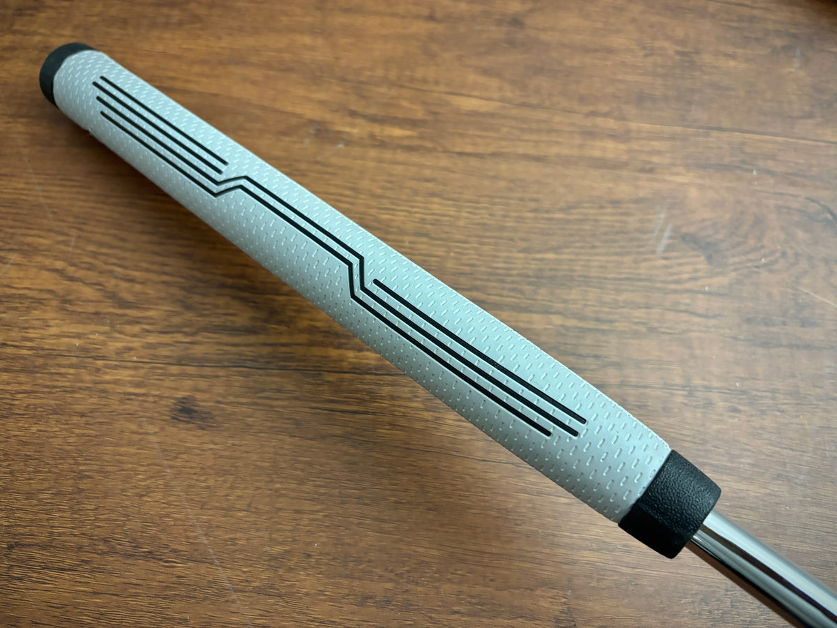 Odyssey 2025 DFX #10 Putter 34.5" + headcover