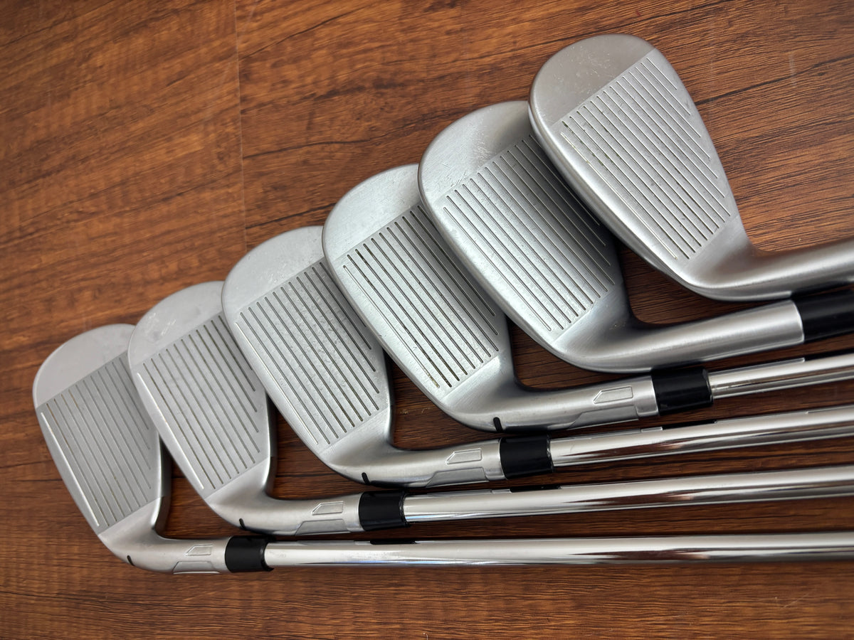 Taylormade Qi Iron Set 5-PW / KBS Max MT Regular Flex