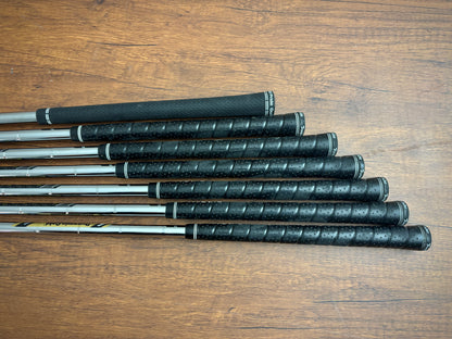 Srixon ZXi5 / ZXi7 Iron Set 4-PW / Dynamic Gold S300 Stiff
